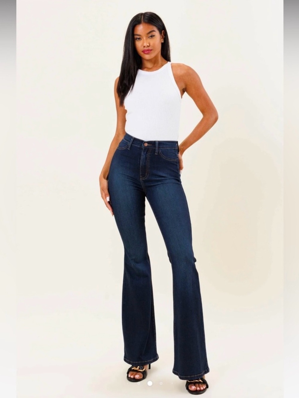 Vibrant MIU Size Jr. 7 darkwash bell flared jeans